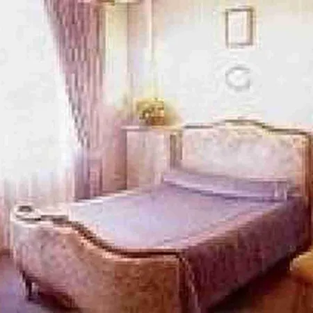 Szálloda Central Hotel Caen