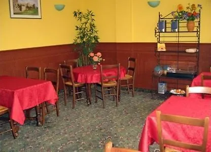 فندق Central Hotel